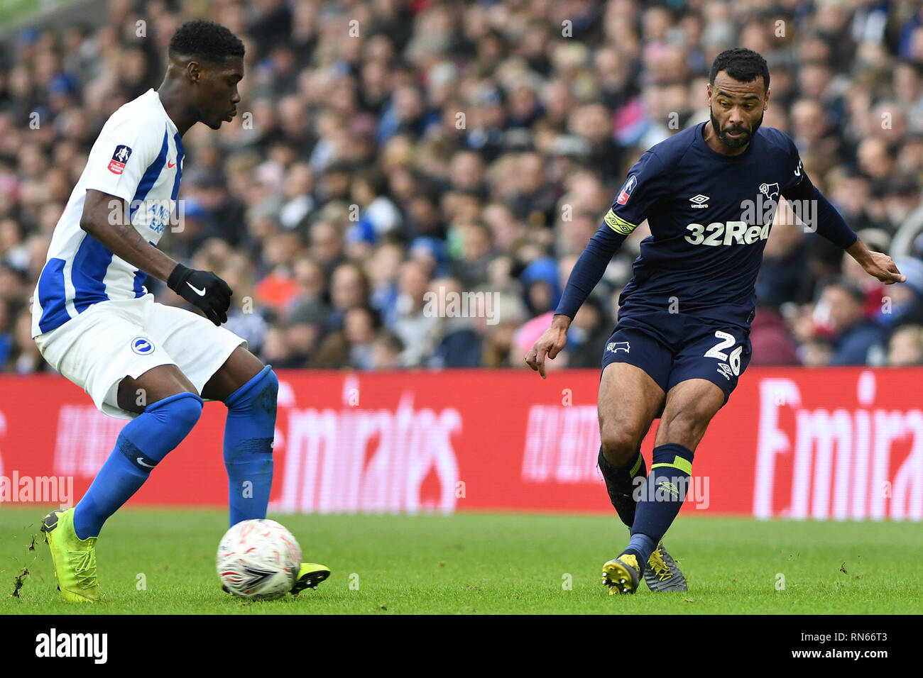 Brighton, UK. 16 Feb, 2019. Ashley Cole von Derby County - Brighton & Hove Albion v Derby County, der Emirates FA Cup - Fünfte Runde, Amex Stadion, Brighton - 16. Februar 2019 Editorial nur verwenden - DataCo Einschränkungen gelten Credit: Spieltag Bilder begrenzt/Alamy leben Nachrichten Stockfoto