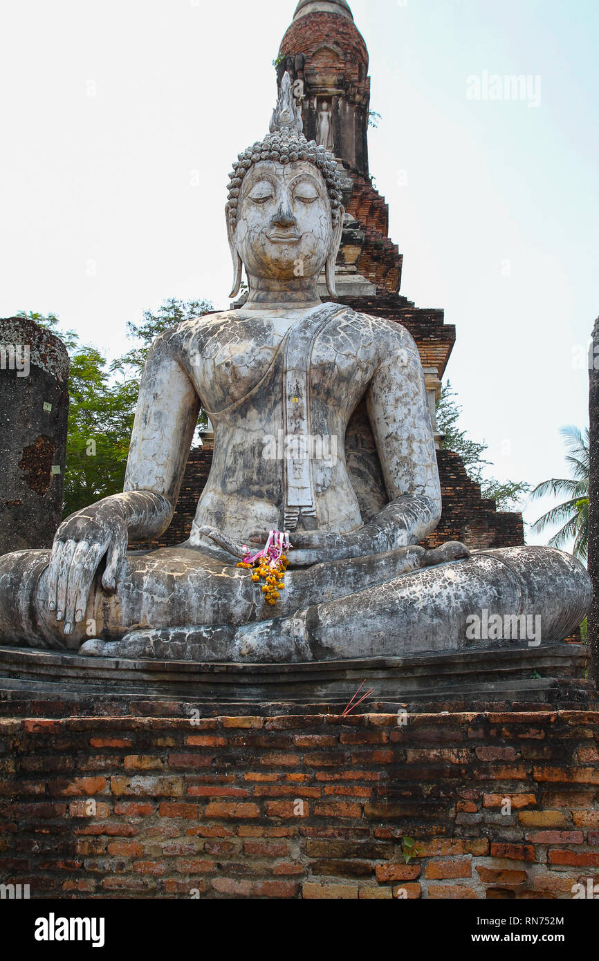 Buddha Statue in der Nähe von Ayutthaya Bangkok, Thailand Stockfoto