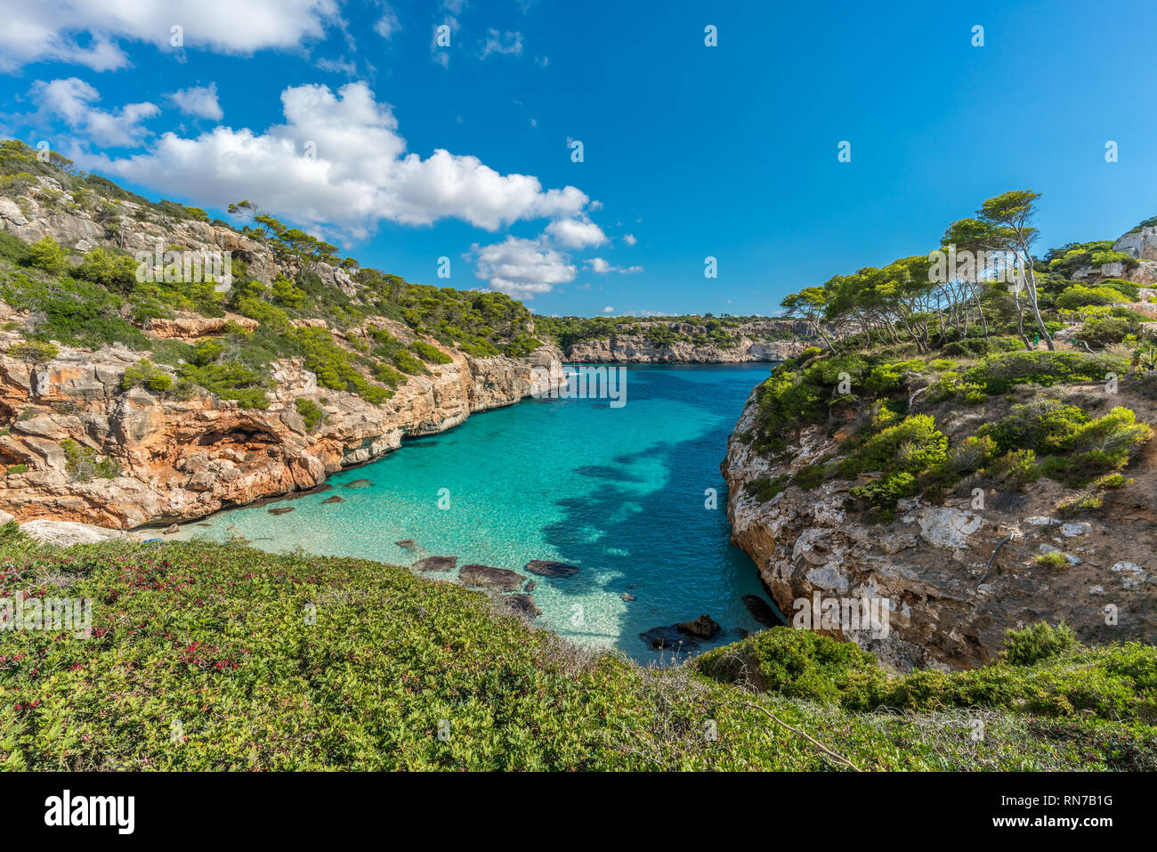 Es Caló des Moro schöner Strand klassifiziert als einer der besten Strände der Welt. In Santanyi, Mallorca, Balearen, Spanien. Stockfoto