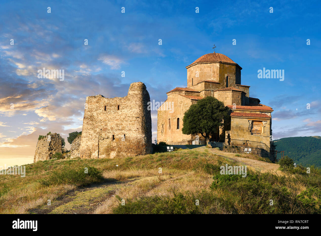 Fotos & Bilder von Jvari Kloster, ein 6. Jahrhundert georgisch-orthodoxen Kloster in der Nähe von Mzcheta, im östlichen Georgien. Ein UNESCO Weltkulturerbe. Die JVA Stockfoto