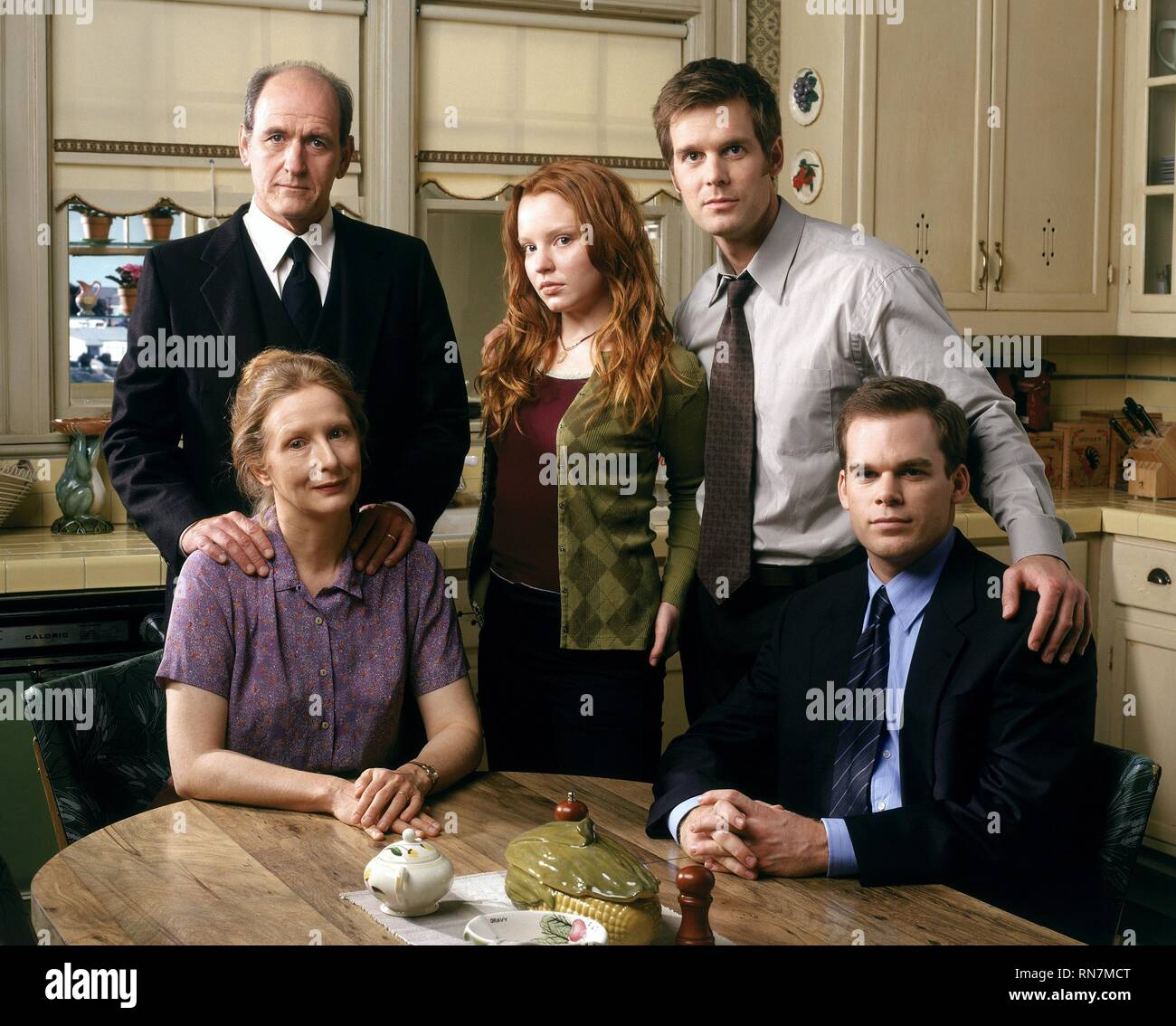 Sechs Fuss Unter Fernsehen Lauren Ambrose Stockfotos Und Bilder Kaufen Alamy
