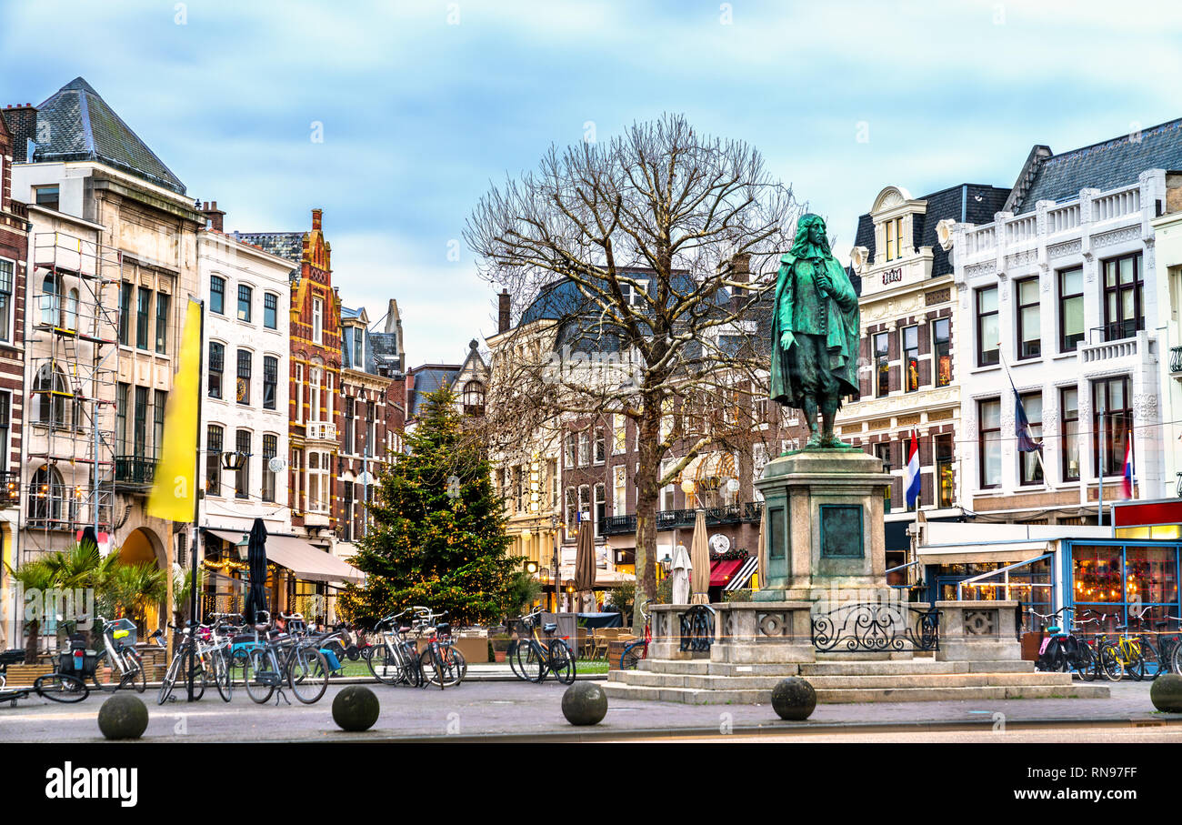 Statue im haag -Fotos und -Bildmaterial in hoher Auflösung – Alamy
