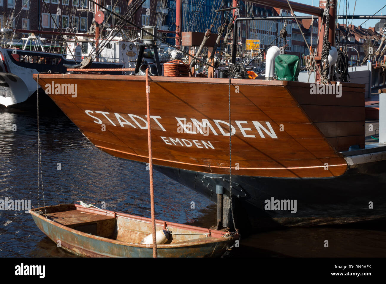 Alte Segelboot. Emden. Deutschland Stockfoto