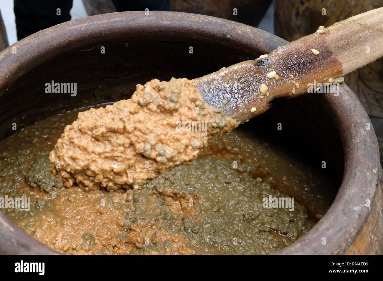 Herstellung Von Sojasauce Stockfotos Und Bilder Kaufen Alamy