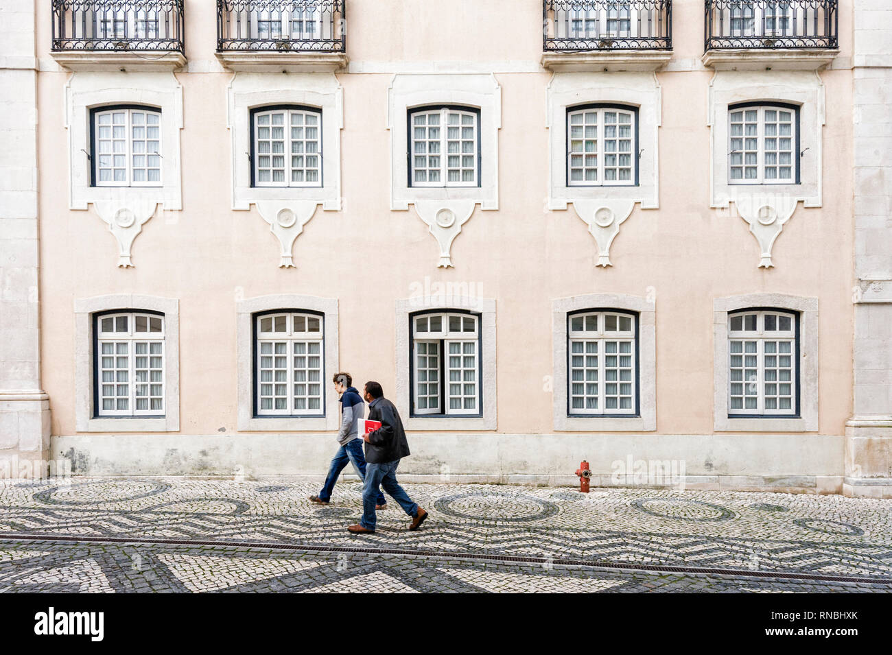 Die schöne alte Fassaden Gebäude im Stil der Art Nouveau Architektur in Aveiro in Portugal Stockfoto