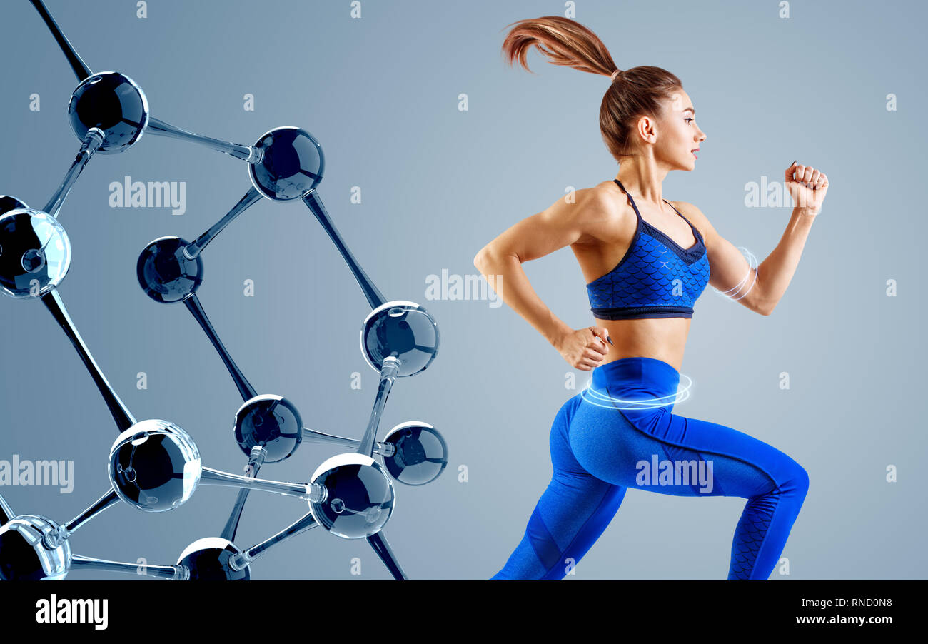 Sportliche junge Frau runing und Springen in der Nähe von Glas Moleküle. Stockfoto