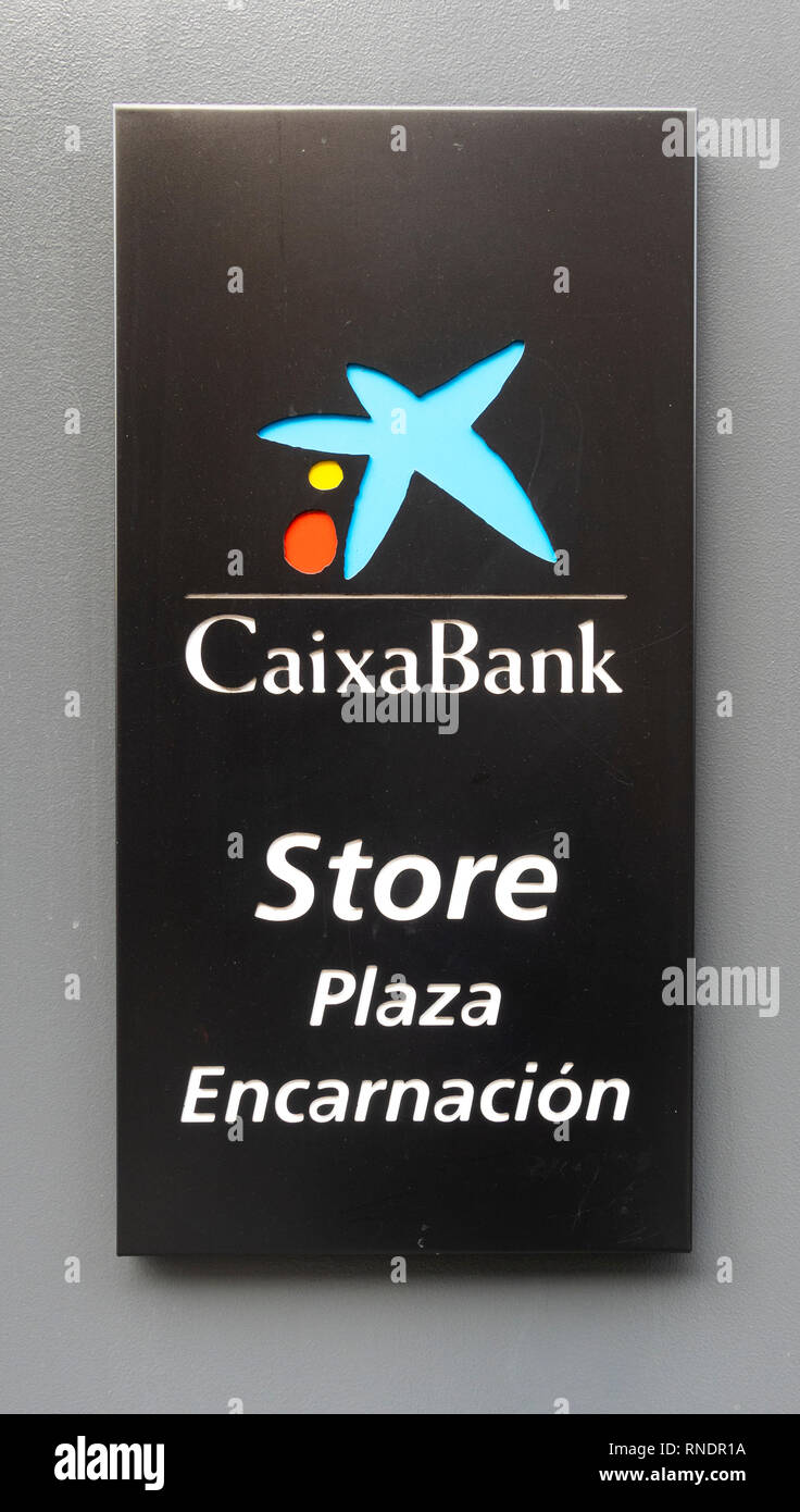 Logo Und Ausserhalb Einer Niederlassung Der Caixabank Spanische