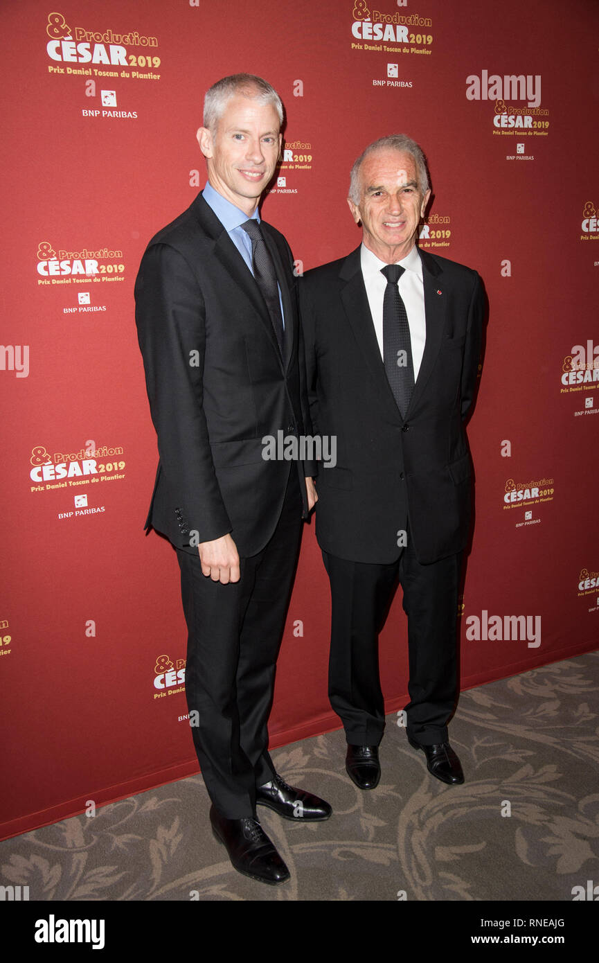 Franck Riester Kulturminister und Alain Terzian besucht des Erzeugers Abendessen Cesar 2019 im Four Seasons Hotel George V statt Stockfoto