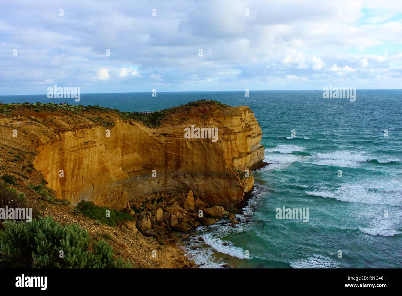 Klippen und Felsen der Zwölf Apostel an der Südküste von Australien Stockfoto