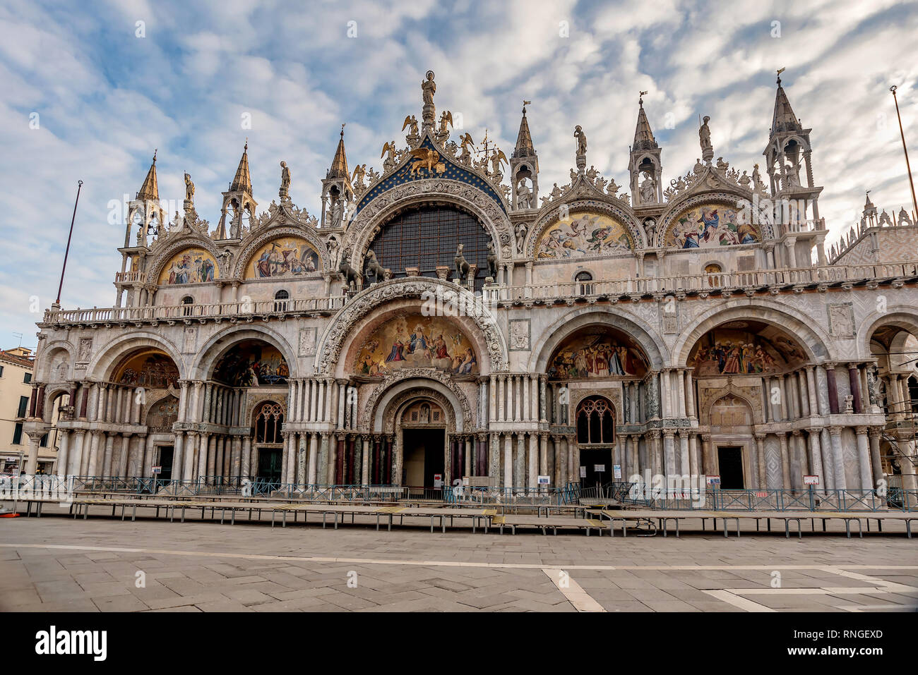 St. Markus Kathedrale Basilica in St. Markusplatz von Venedig, Italien Stockfoto
