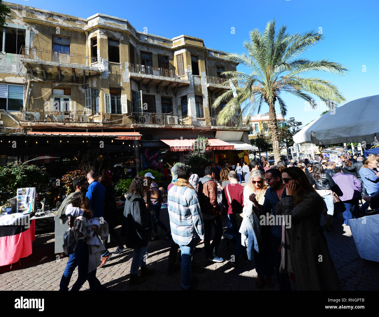 Der Nachalat Binyamin Markt ist ein Markt in alle Arten von Kunst und Kunsthandwerk aus allen Ecken von Israel spezialisiert hat. Stockfoto