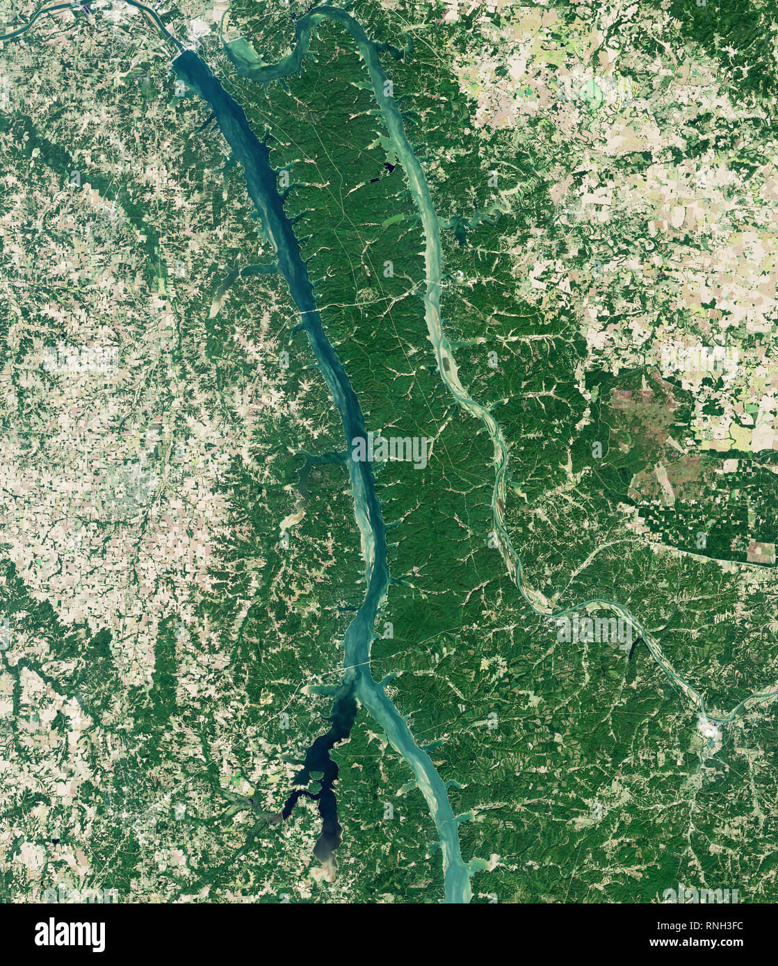 Seit mehr als hundert Jahren, die fruchtbare und bewaldeten Patch zwischen Tennessee und Cumberland Rivers war als das "Land zwischen den Riv verwiesen Stockfoto