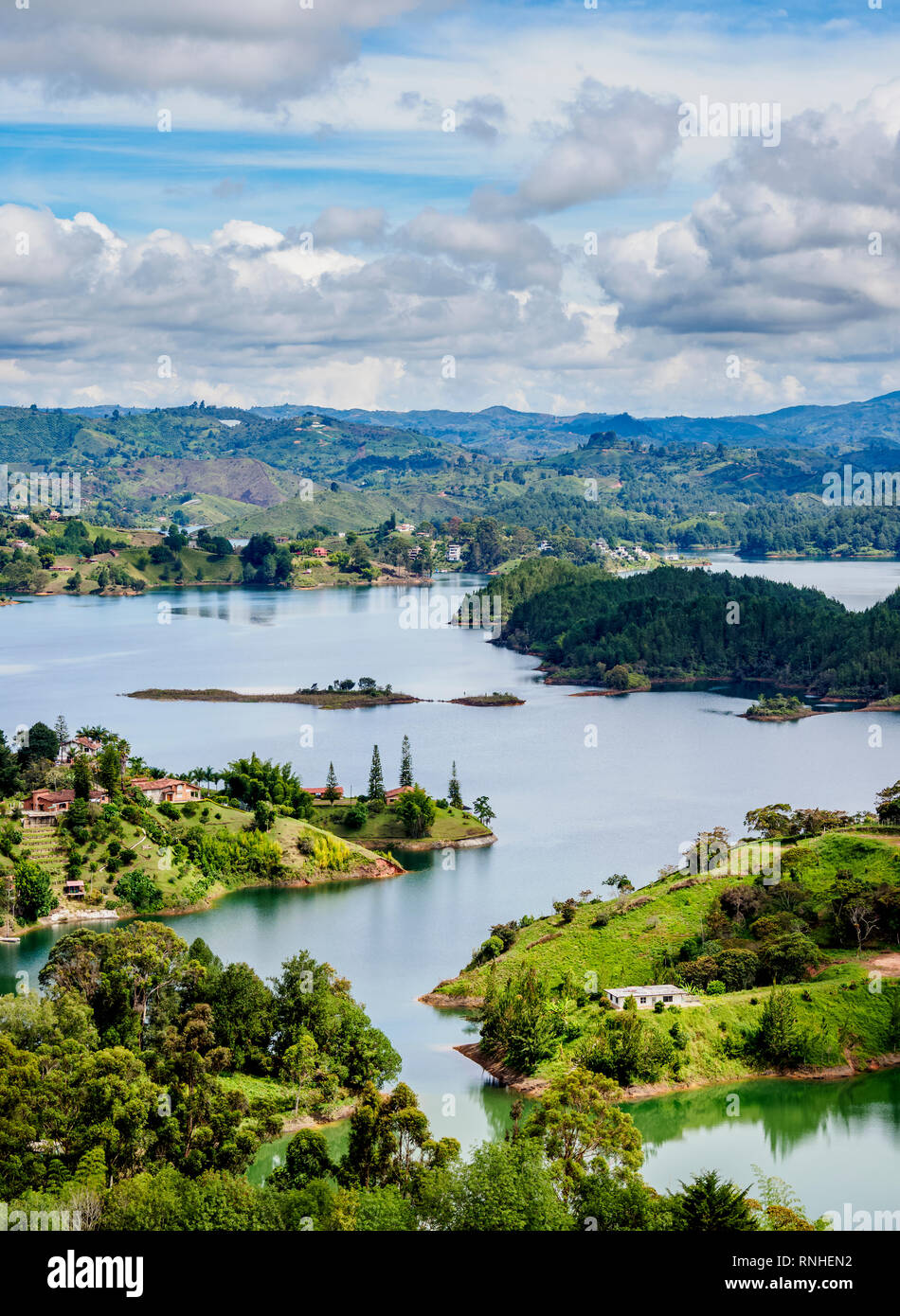 Quebrada del Penol, Erhöhte Ansicht von El Penon de Guatape, Rock von Guatape, Bogota, Kolumbien Stockfoto