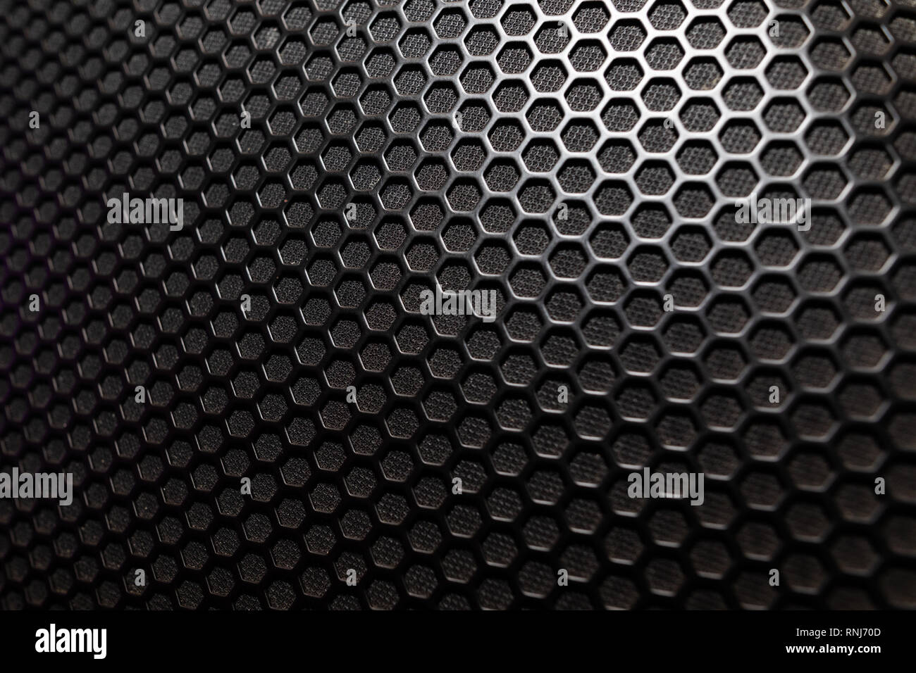 Musikalische leistungsstarkes Lautsprechersystem mit einem Schutzgitter close-up Stockfoto