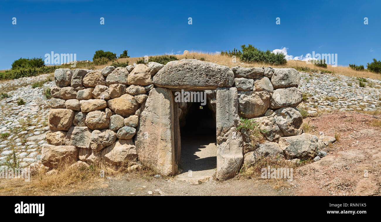 Bild-und-Bild des Tunnels unter dem Sphinx Tor. Hattusa (auch Ḫattuša oder hattusas) spät Anatolischen Bronzezeit Hauptstadt des hethitischen Reiches. Hitti Stockfoto