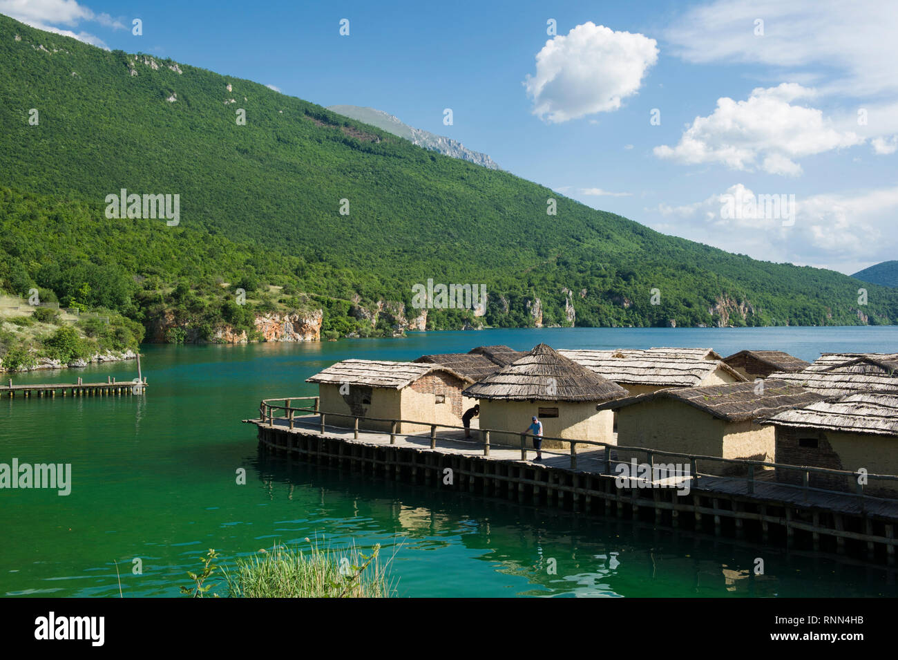 Bucht von Knochen, Museum auf Wasser, Wiederaufbau von prähistorischen gestelzt Village, Lake Ohrid, Mazedonien Stockfoto