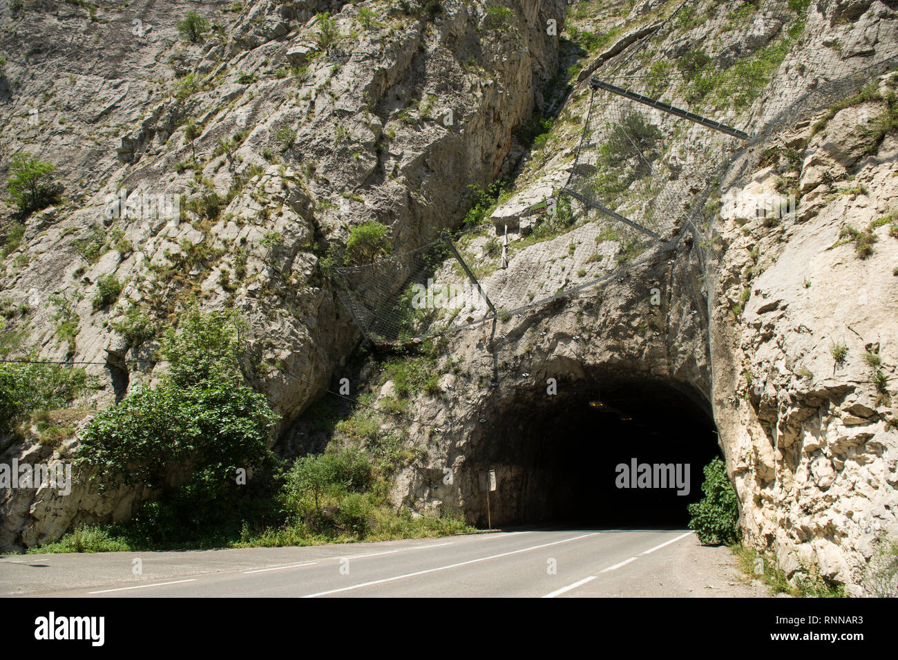 Tunnel, Demir Kapija (Das Eiserne Tor), Mazedonien Stockfoto
