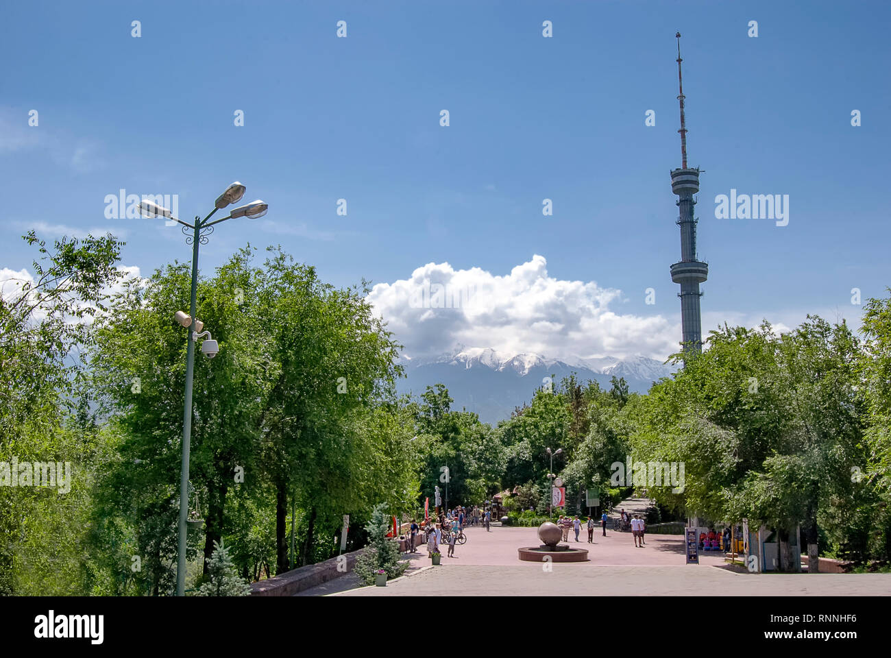 Kok Tobe Hill ist eine der wichtigsten Sehenswürdigkeiten in Almaty, Kasachstan Stockfoto
