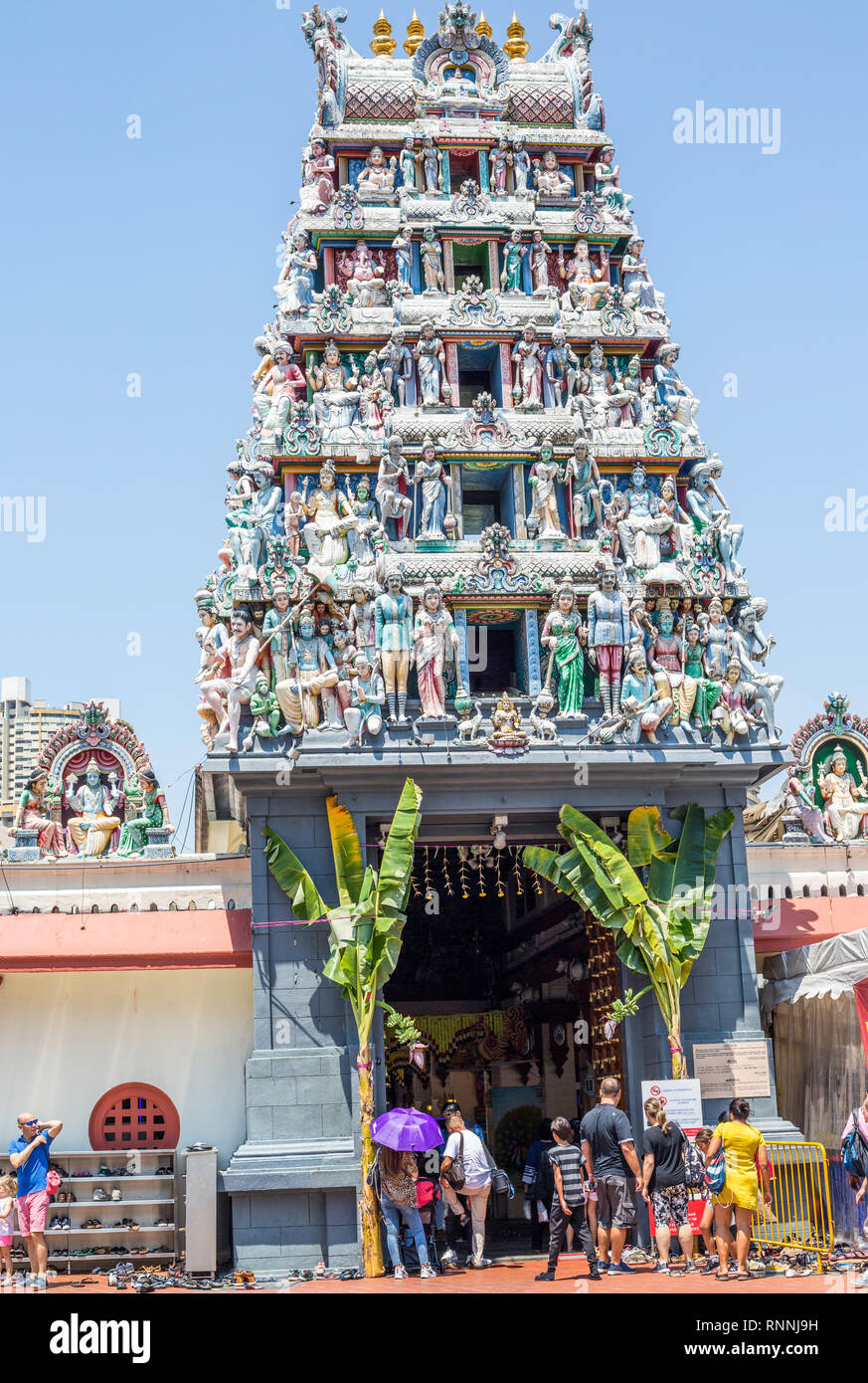 Sri Mariamman Hindu Tempel Goruram (Eingang Turm), Singapur. Stockfoto Sri Mariamman Hindu Tempel Goruram (Eingang Turm), Singapur. Stockfoto