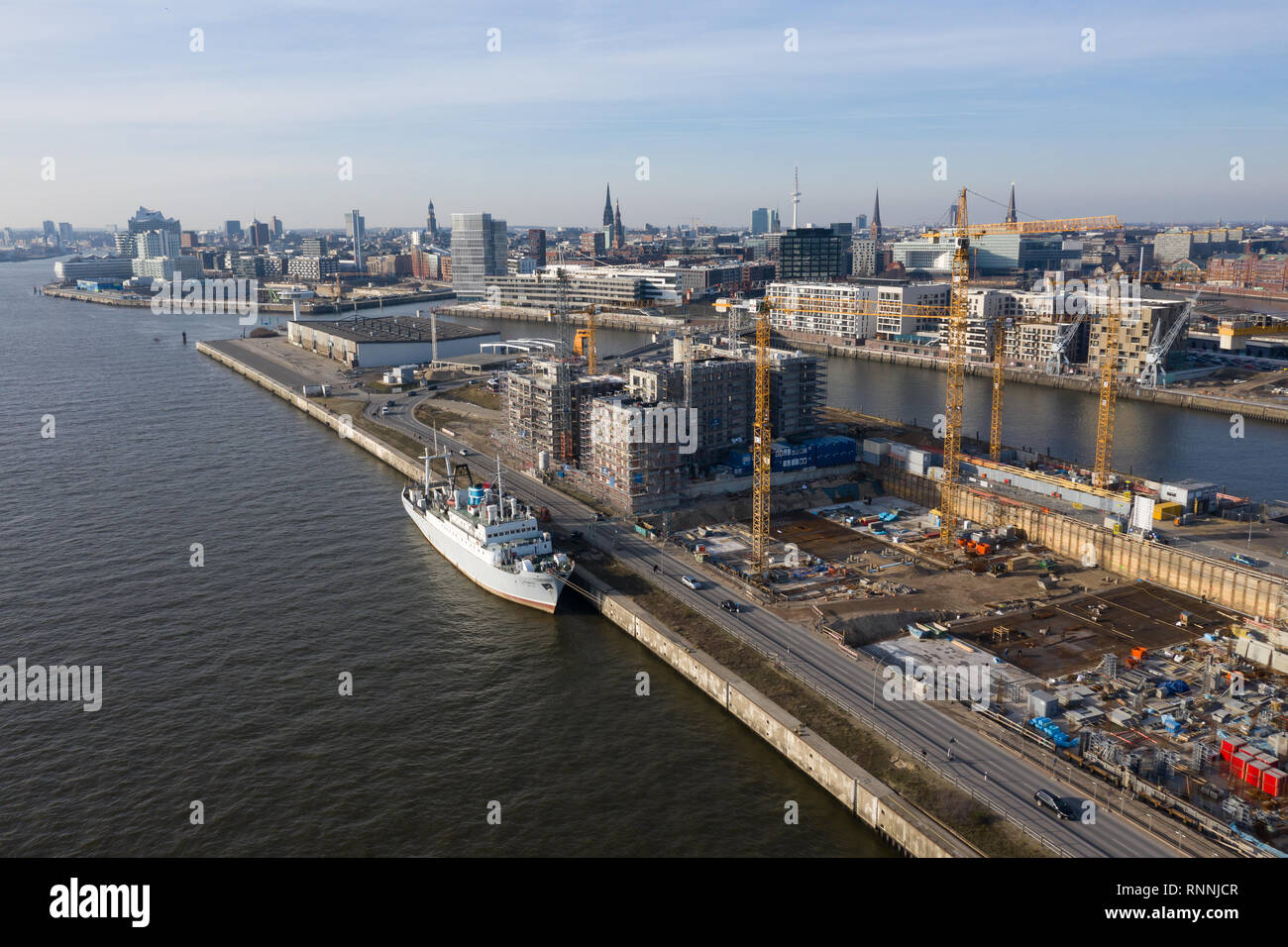 Luftaufnahme der Hafencity Kai in Hamburg Stockfoto