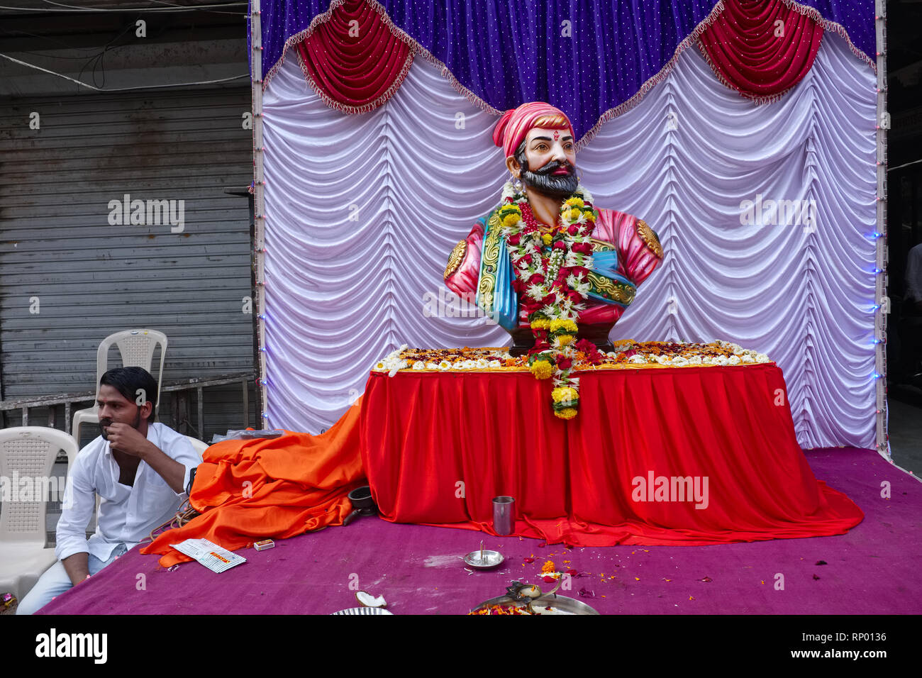 Eine Büste von Warrior King Shivaji in Mumbai, Indien, für Shivaji Jayanti, seine Geburtstagsfeier, eine regionale Urlaub in Maharashtra, Indien Stockfoto