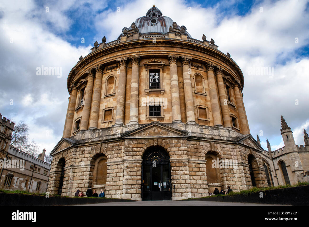 Vereinigtes Königreich, Oxford, Radcliffe Camera, 18. Jahrhundert, Palladio-Stil wissenschaftliche Bibliothek und Lesesaal, entworfen von James Gibbs. Stockfoto