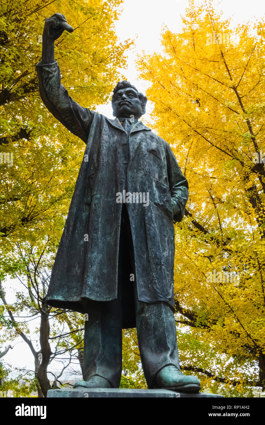 Statue von hideyo noguchi 1876 1928 Fotos und Bildmaterial in hoher