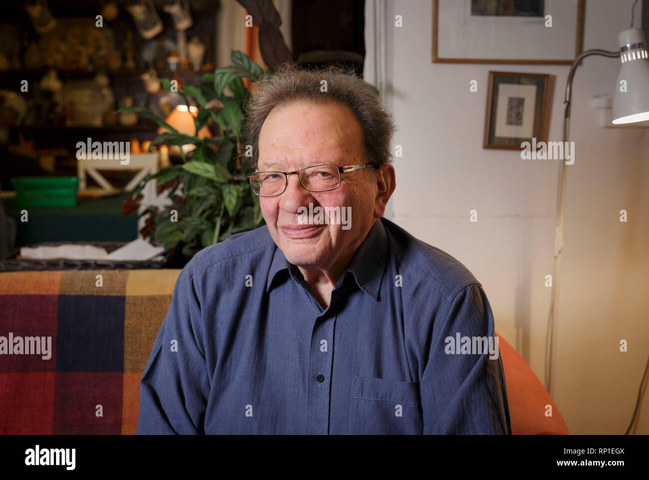 Larry Sanders, der Bruder von US-Präsidentschaftskandidaten Bernie Sanders. Er ist in seinem Haus in Oxford, UK. Stockfoto