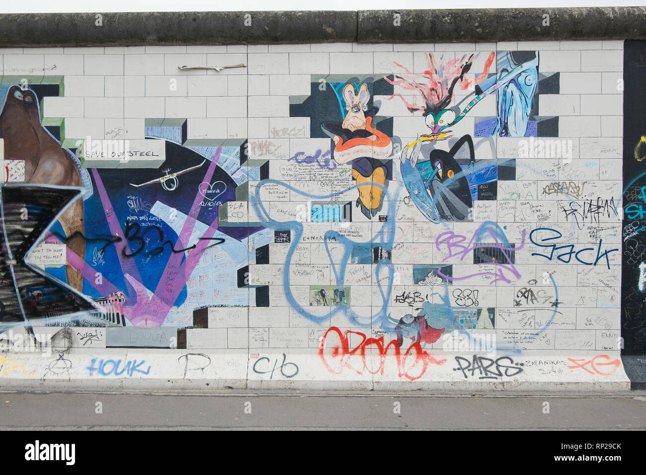 Eine perfekte Thema: Pink Floyd's The Wall auf dem Berliner Mauer in Berlin, Deutschland. Stockfoto