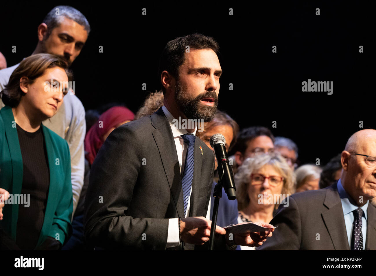 Madrid, Spanien. 20 Feb, 2019. Roger Torren, Präsident des Parlaments beobachtet, als er während der Akt der Unterstützung für Carme Forcadell in Madrid. Credit: SOPA Images Limited/Alamy leben Nachrichten Stockfoto