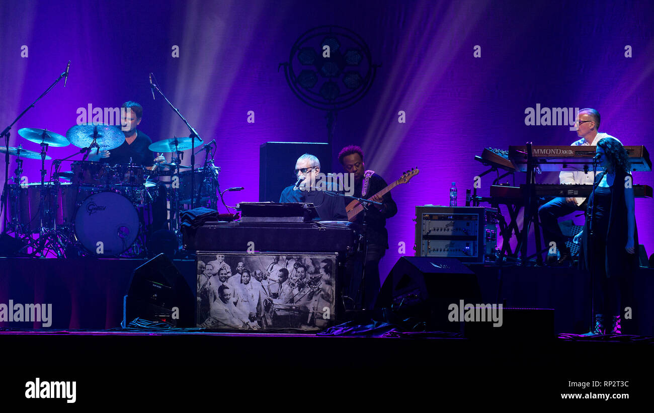 Glasgow, Schottland, Großbritannien. 20. Februar, 2019. 80 'Pop/Jazz handeln, Steely Dan, im Konzert an die SSE-Hydro, Glasgow, UK. Credit: Stuart Westwood/Alamy leben Nachrichten Stockfoto