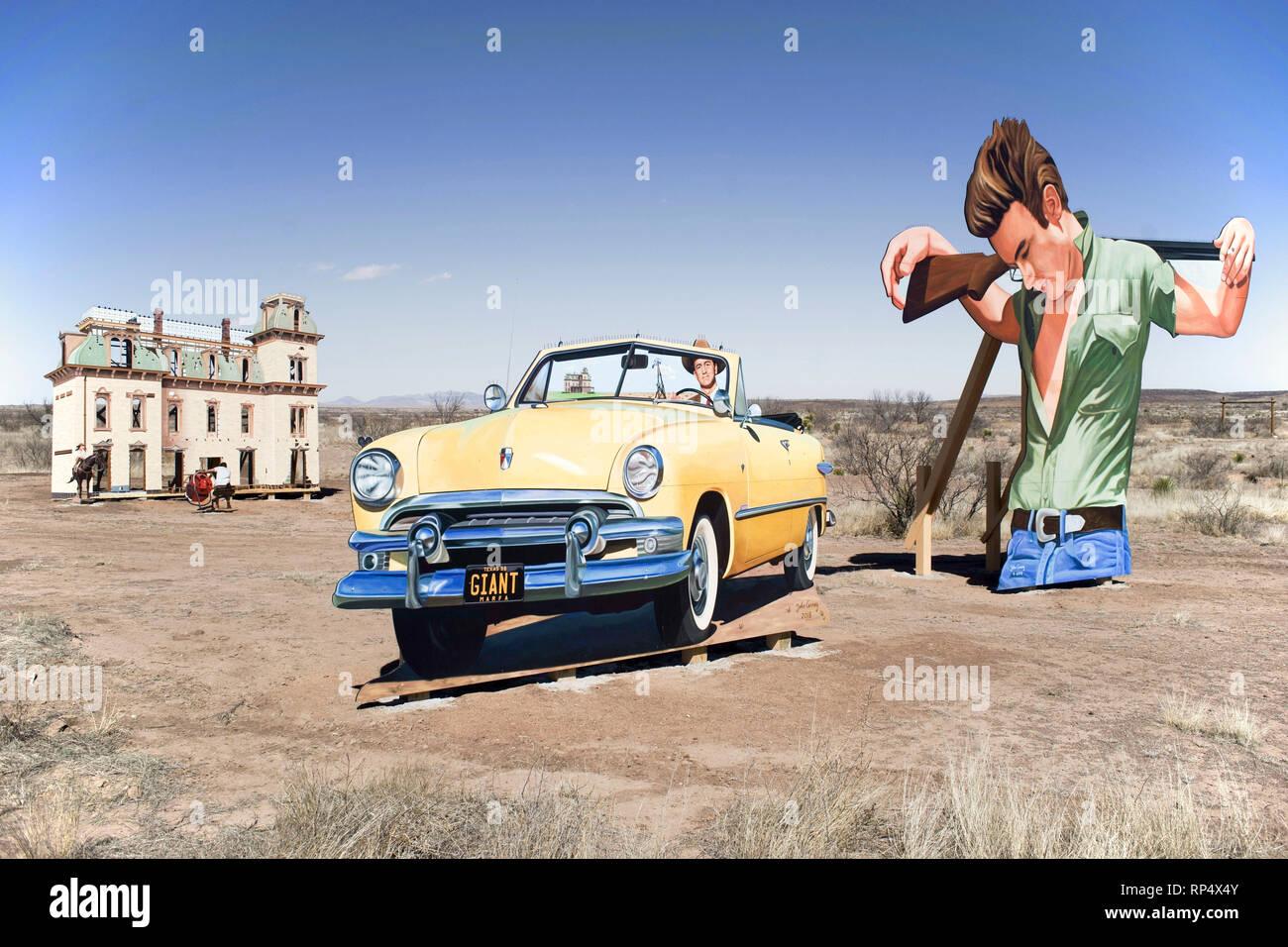 Cut-out Bildnis des Schauspielers James Dean, Teil einer Open-Air-Ausstellung auf dem Gelände in West Texas, wo der Film gedreht wurde Riese Stockfoto