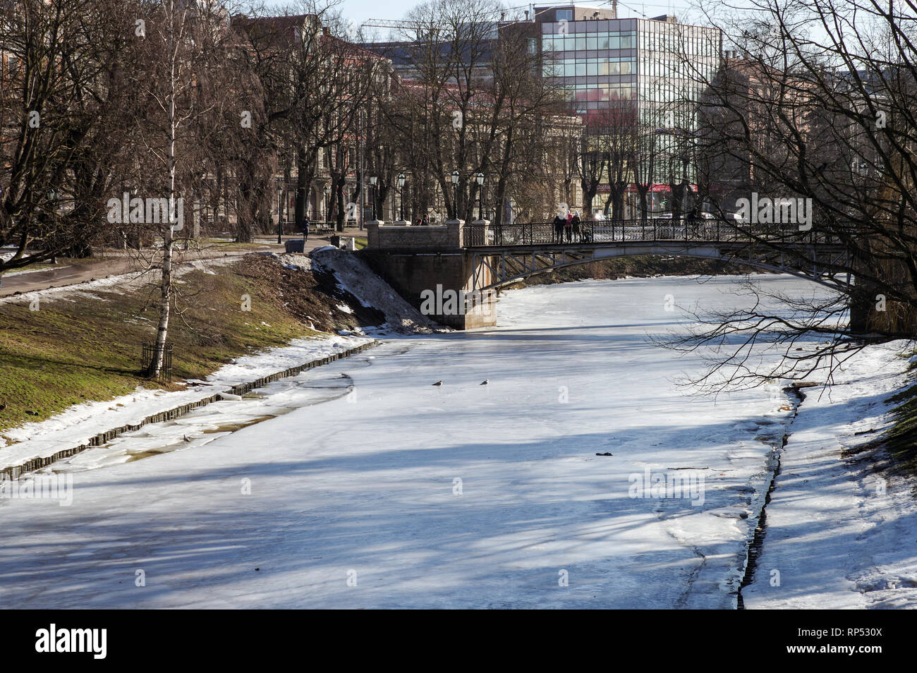 Bastion Hill Park (Bastejkalns) in Zentral Riga, Lettland Stockfoto