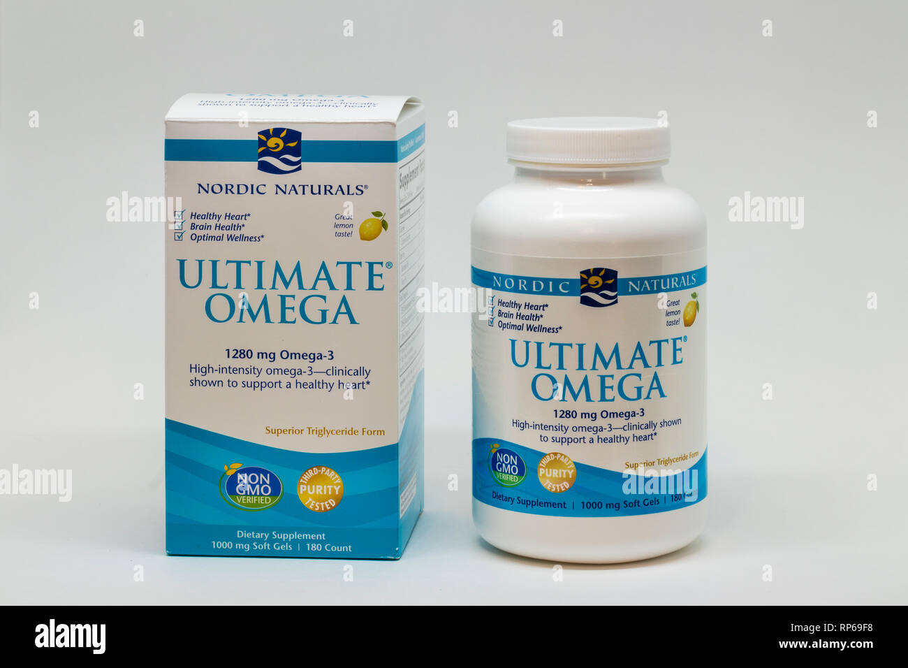ST. PAUL, MN/USA, 19. Februar 2019: Nordic Naturals ultimative Omega Nahrungsergänzung und Logo. Stockfoto