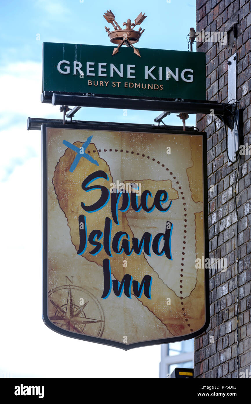 Hängende pub Schild im Spice Island Inn, Spice Island, Portsmouth, Portsmouth, Hampshire, England, Großbritannien Stockfoto