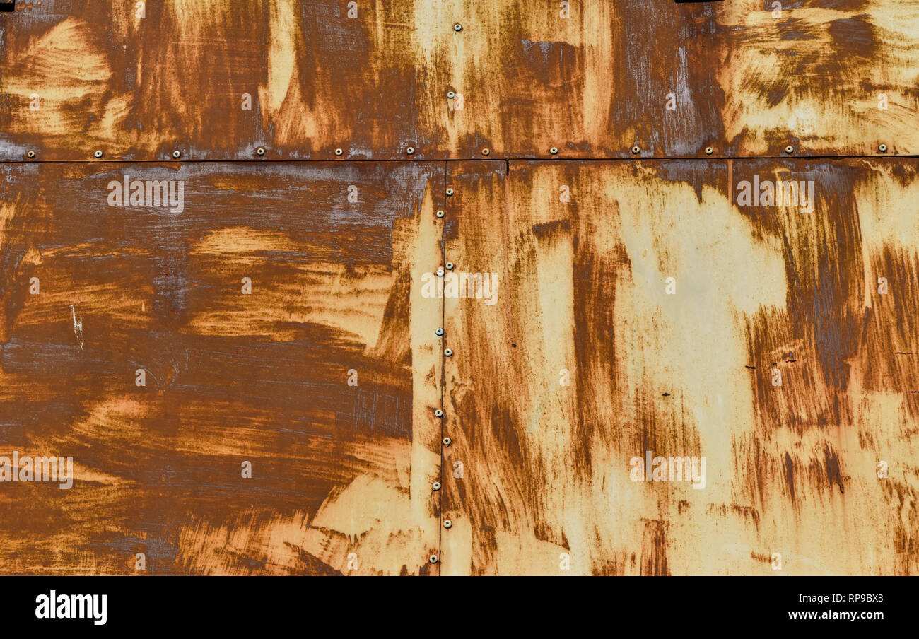 Rostiges Metall Textur mit Kratzern. Rost Metall Hintergrund für innen außen Dekoration. Konzept Design Industriebau. Stockfoto