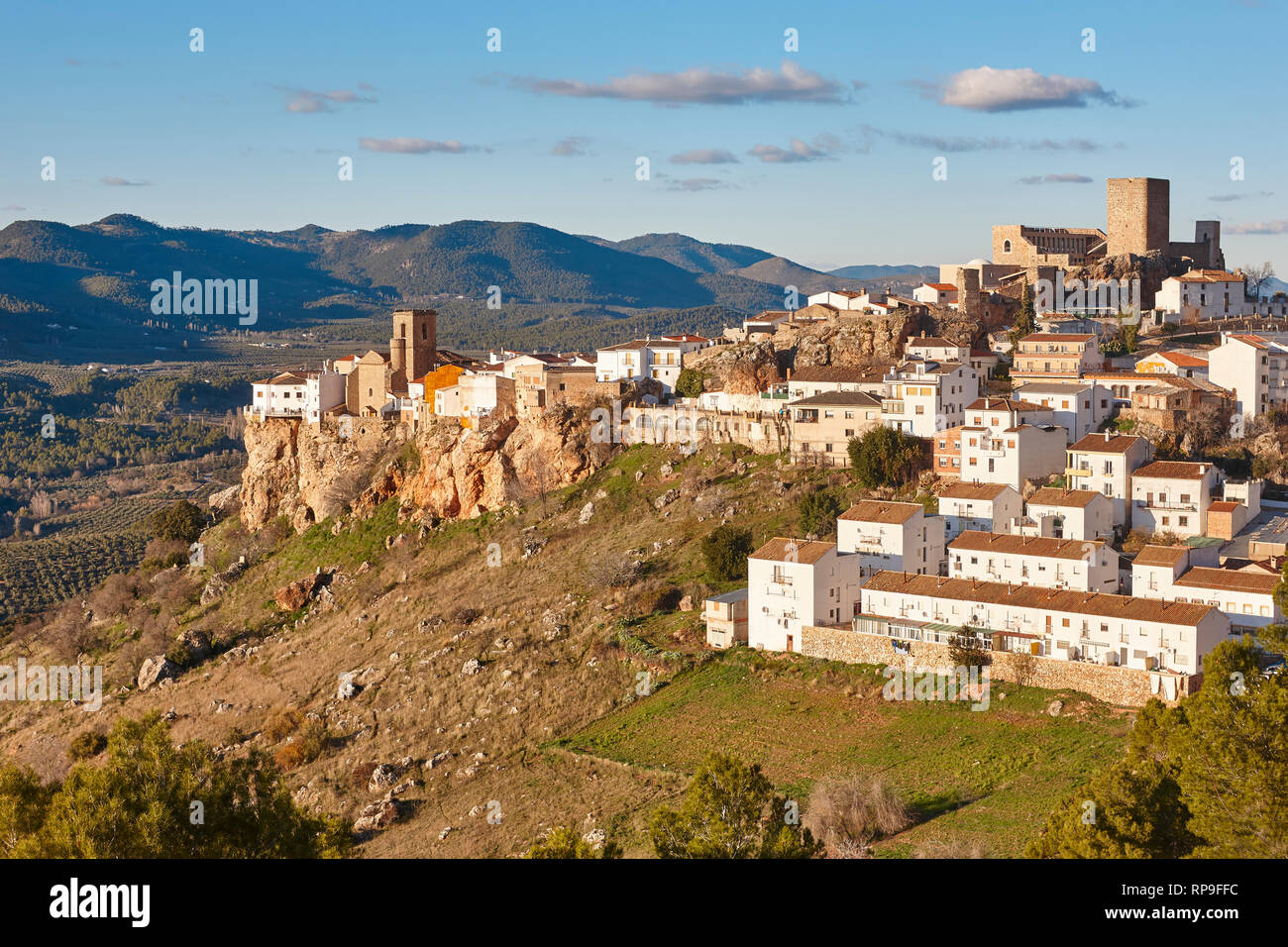 Traditionelle weiße Dorf in Andalusien. Hornos. Spanien Stockfoto