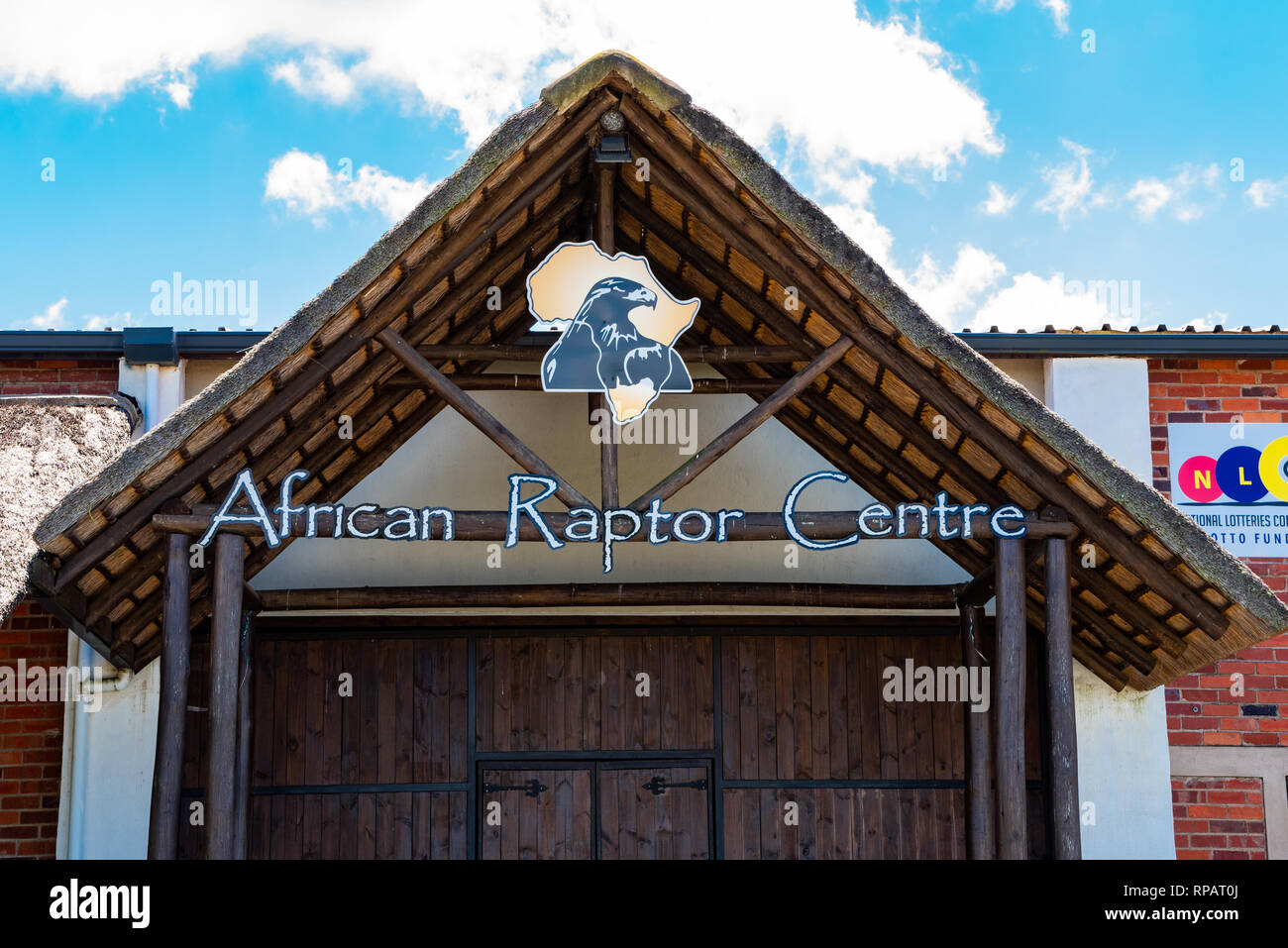 Der Eingang zu den Afrikanischen Raptor Center Vogelschutzgebiet in der Natal Midlands, Südafrika. Stockfoto