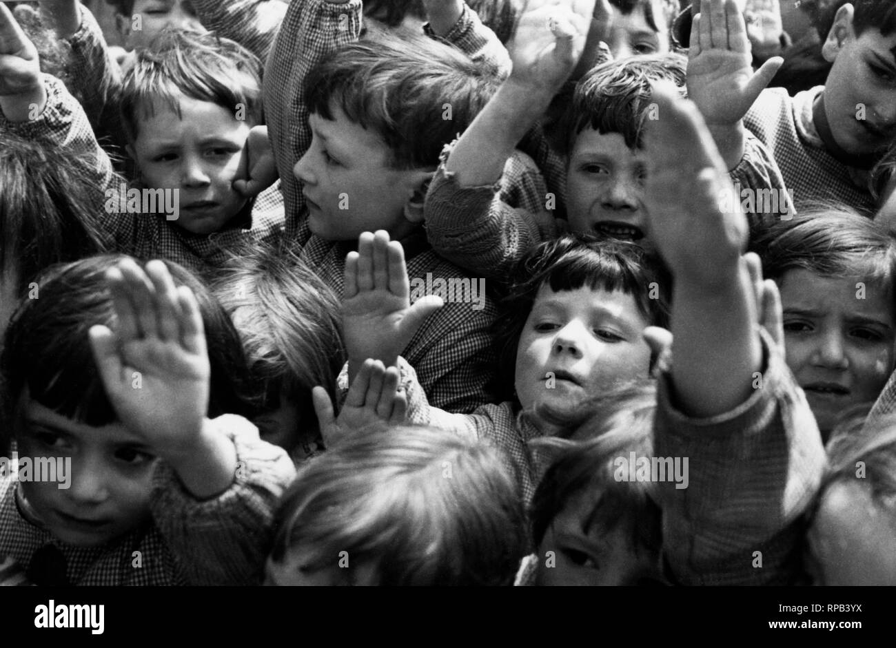 Italien, Sommer Camps, Kinder, faschistischen Gruß, 1930 Stockfoto