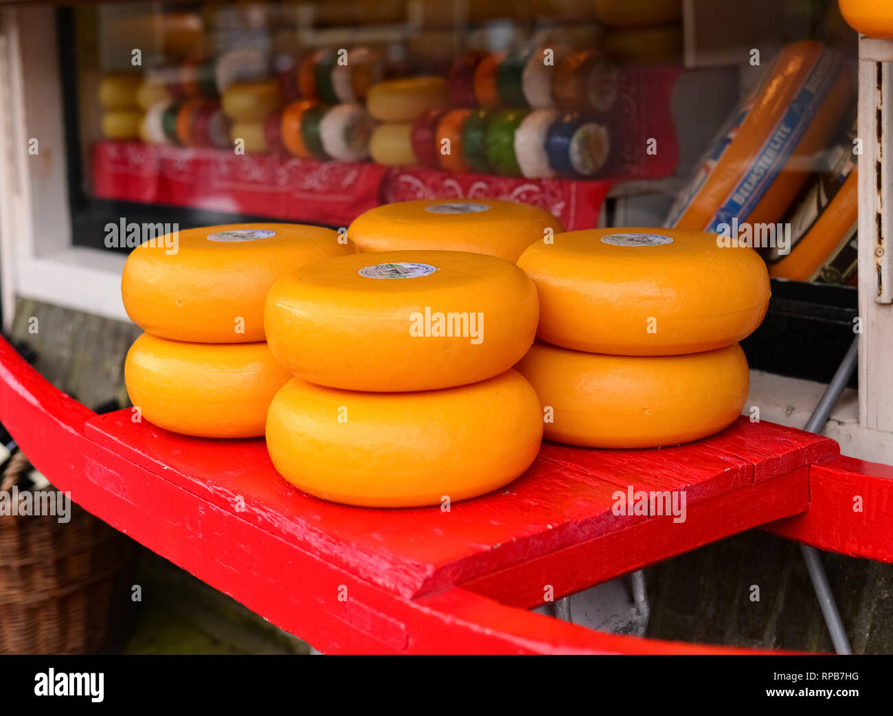 Detail einer Cheese Shop im Zentrum der historischen Stadt Edam, Nord Holland, Niederlande Stockfoto