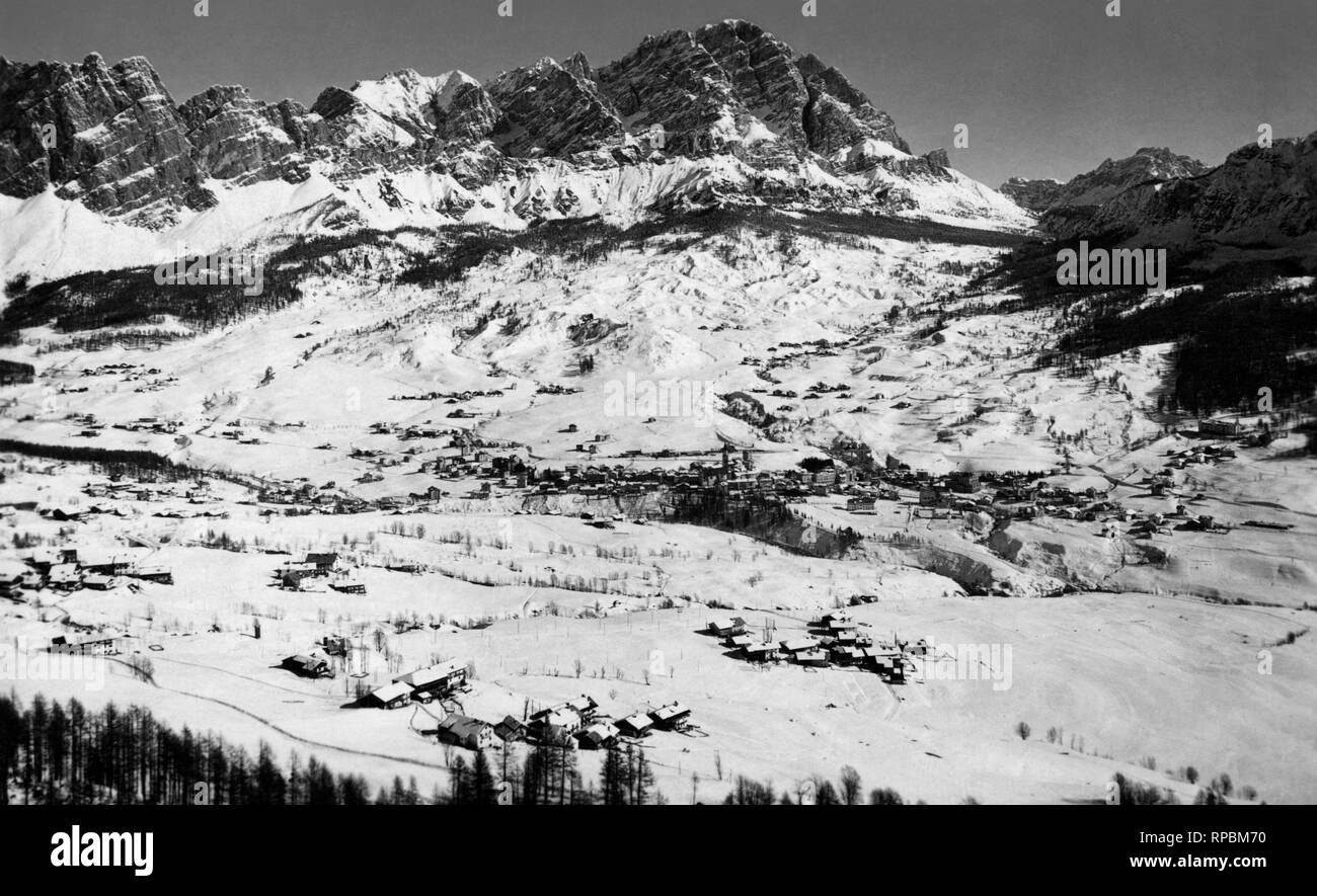 Italien, Venetien, Monte Cristallo und das Conca di Cortina d'Ampezzo, 1920-30 Stockfoto