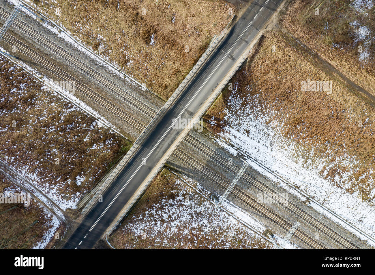 Draufsicht auf Titel und Viadukt. Winter Stockfoto