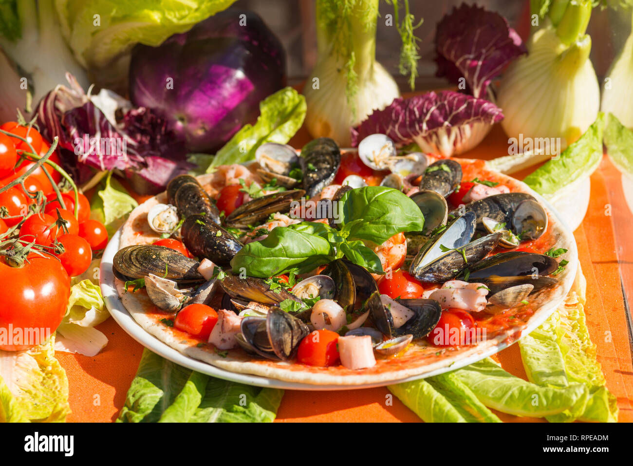 Platte mit frischen Meeresfrüchten Stockfoto