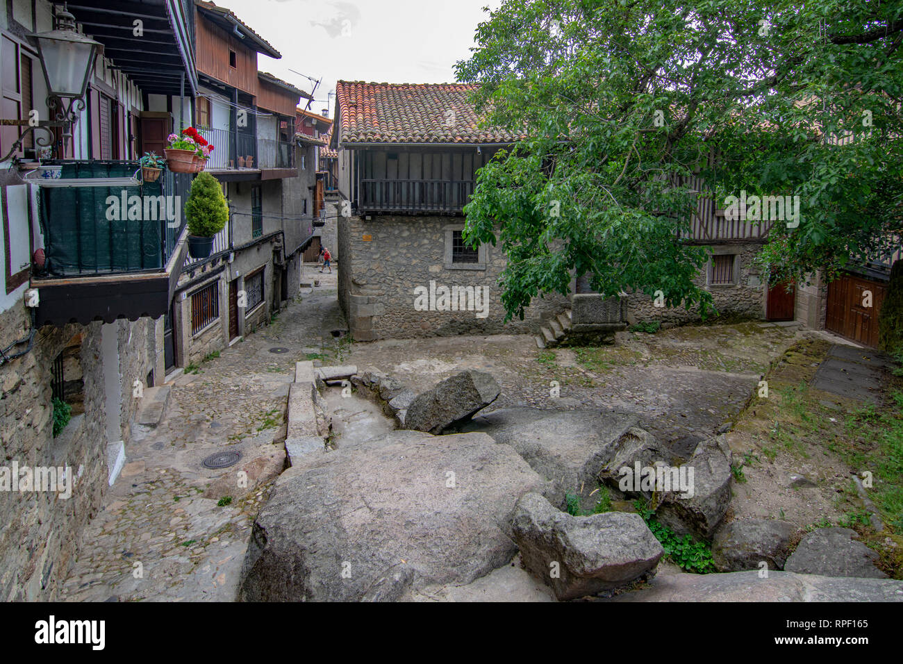 Alberca, Salamanca, Spanien; Juni 2015: Straßen und Gebäude der mittelalterlichen Dorf La Alberca in der Provinz von Salamanca Stockfoto