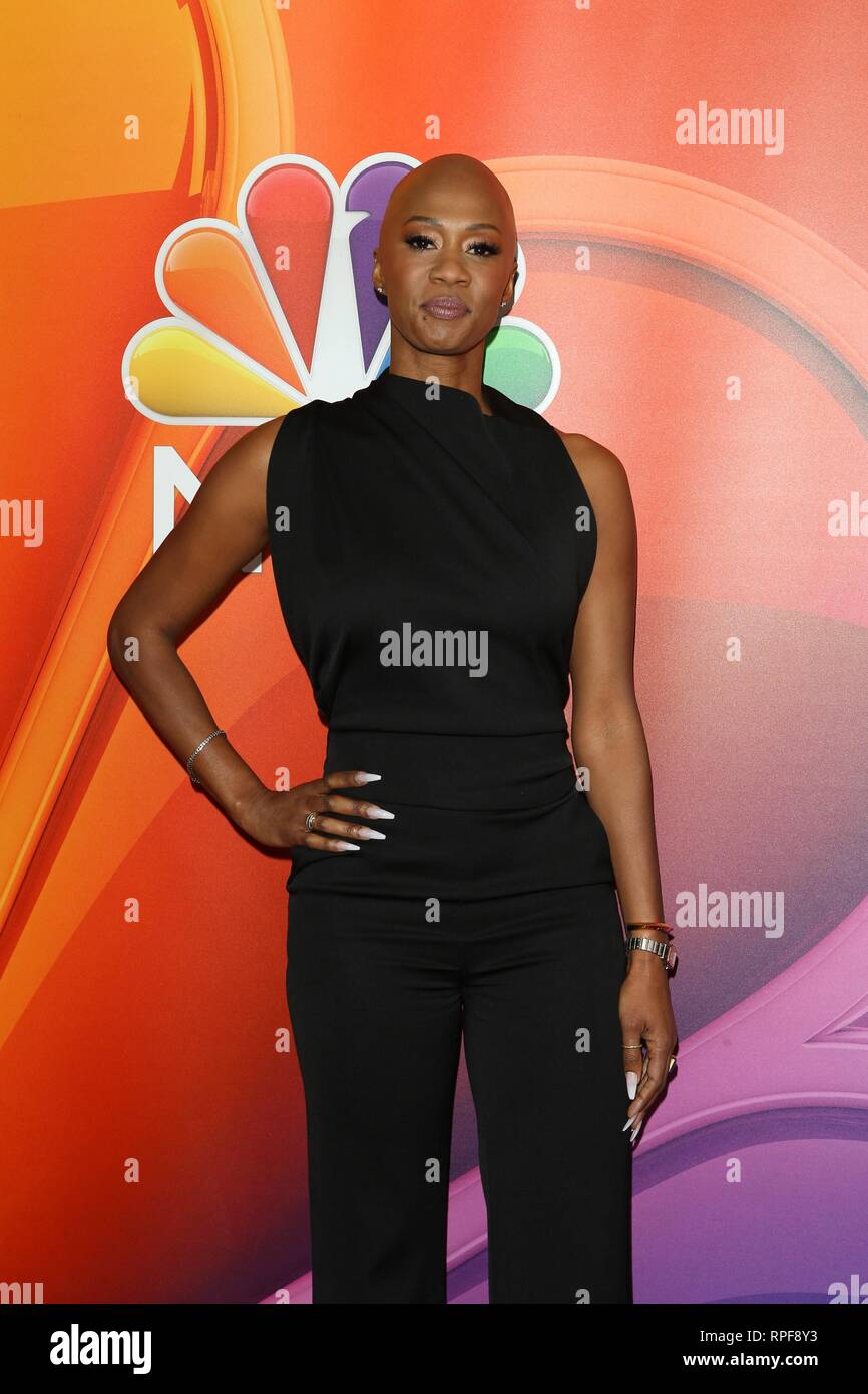 Dr. Imani Walker in der Ankunftshalle für NBC mitten in der Saison drücken Sie Quark, NBC Universal Studios, Universal City, CA Februar 20, 2019. Foto von: Priscilla Grant/Everett Collection Stockfoto