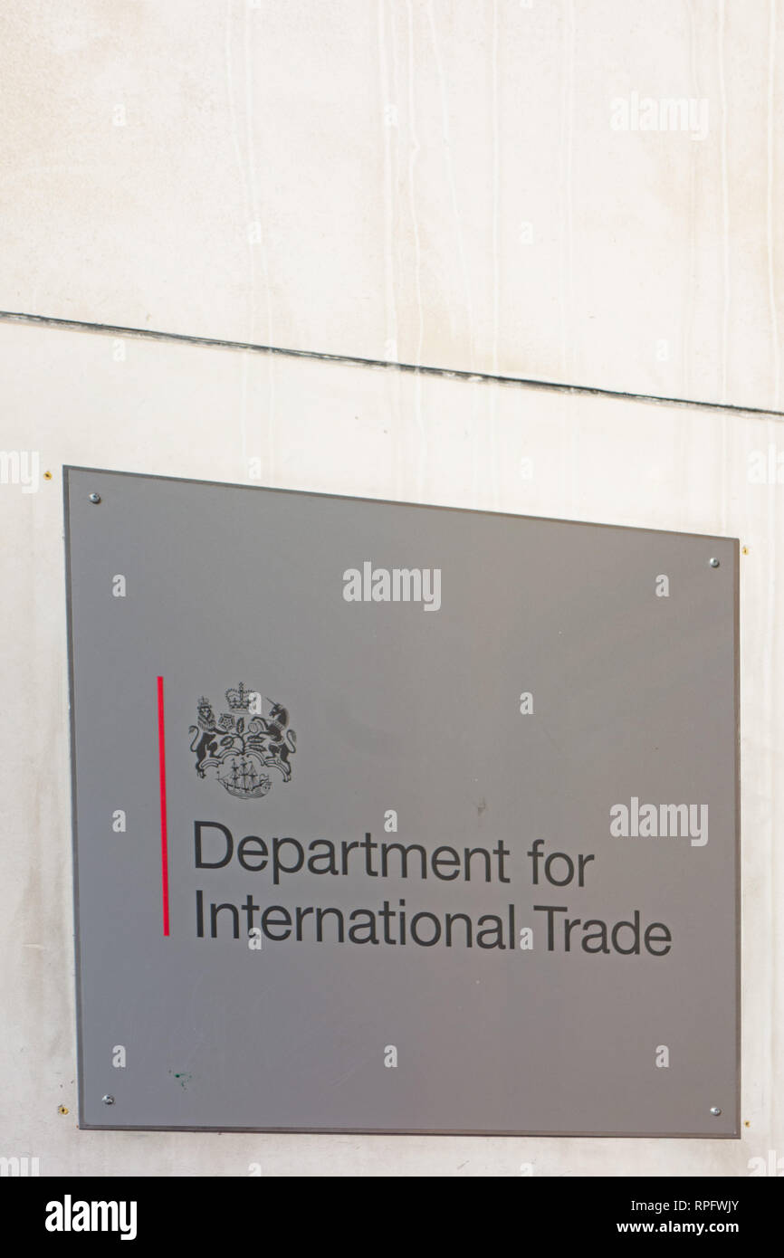 Die Abteilung für Internationalen Handel Liam Fox, Staatssekretär für internationalen Handel bei 3 Whitehall Place SW1 ein Whitehall London Stockfoto