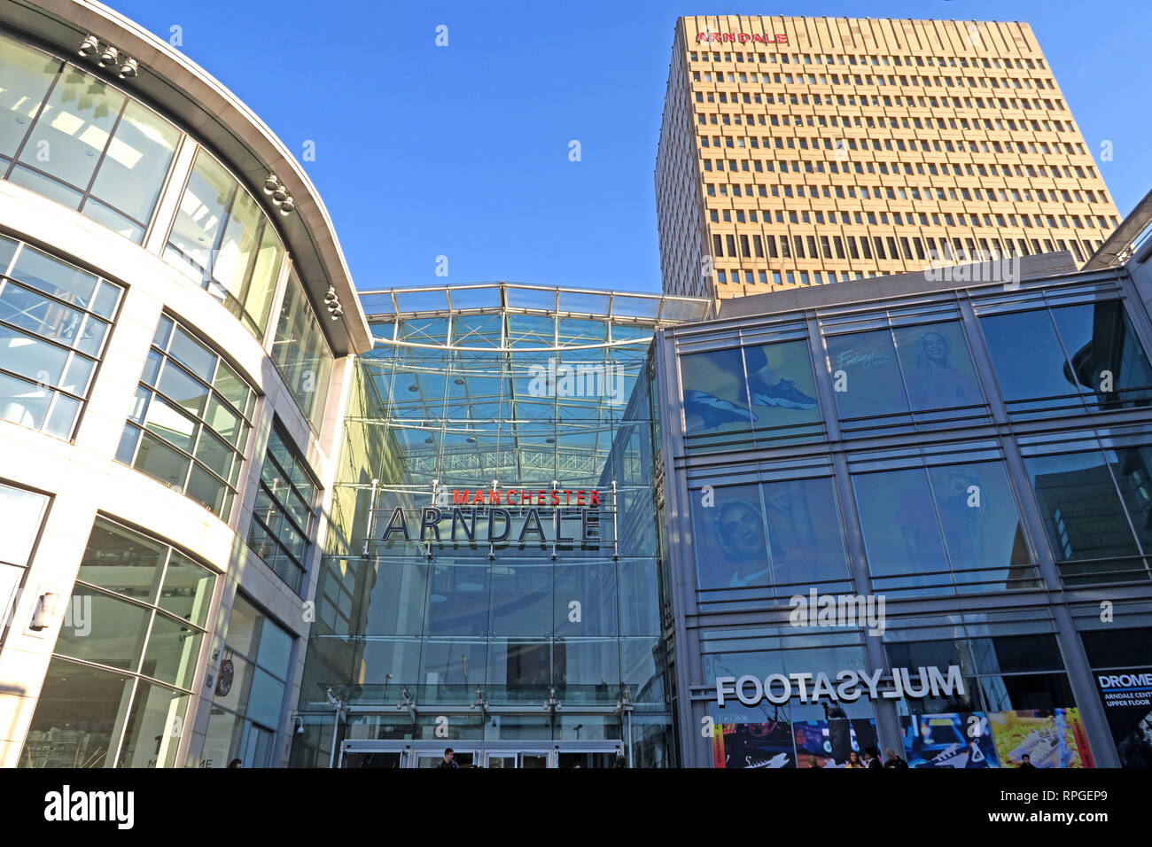 Manchester Arndale Shopping Centre, Eingang Exchange Square / High St, Manchester City Centre, Nordwestengland, Großbritannien, M3 1BD Stockfoto