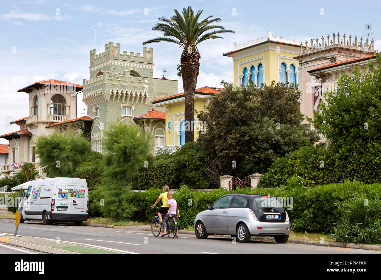 Viale italia Fotos und Bildmaterial in hoher Auflösung Alamy