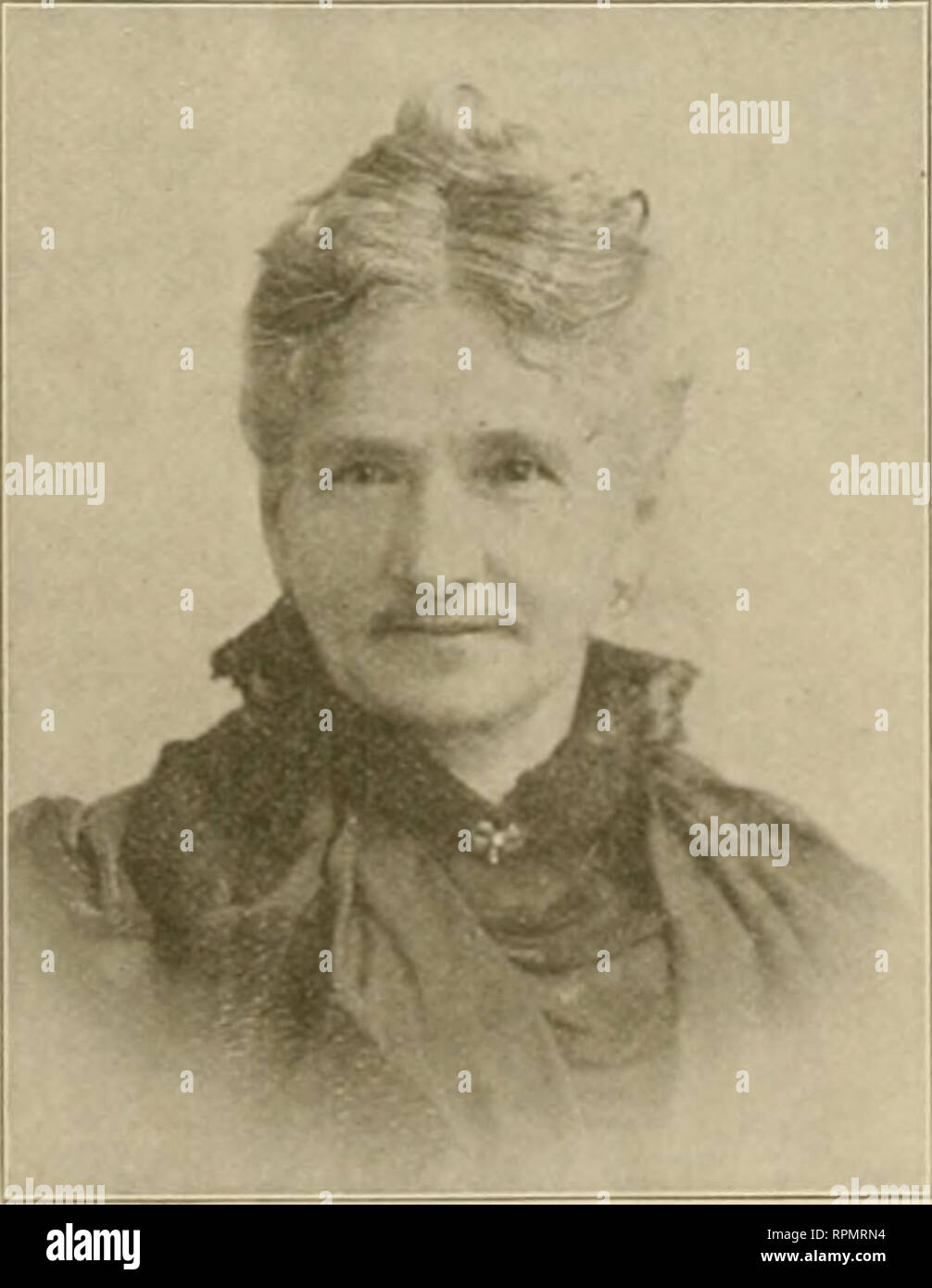 . American bee Journal. Biene Kultur; Bienen. 1920 AMERICAN BEE JOURNAL 83 Faulbrut Heilung von Antiseptika Da gaben wir ein Recom-mendation für Antiseptika, der Heilung von faulbrut, durch ein bakteriologe von Nizza, auf Seite 233 unserer Juli Nummer ist es aber richtig, dass wir die Beschwerde von zwei Parteien, die die Heilung unsicher gefunden geben sollte, für die es die Bienen als auch die Krankheit getötet. Der große Stein des Anstoßes in den Weg der antiseptika ist etwas, das Töten Bazillen und die Bienen Ersatzteil zu finden. Wir haben viel zu lernen. Ein Brief von Mexiko Urnapan, 19. Dezember 1919. Wir wünschen Ihnen ein Frohes Neues Stockfoto