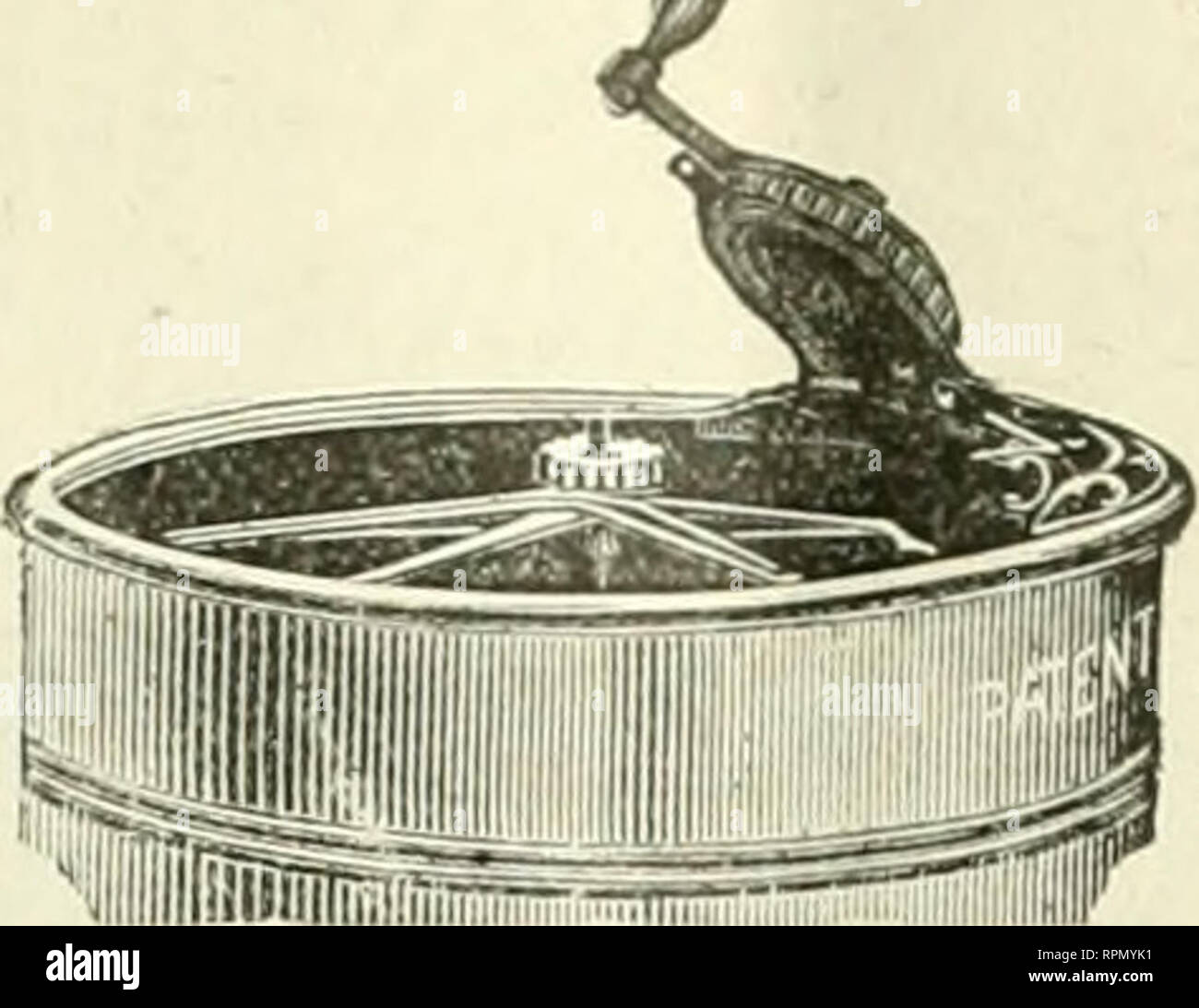 . American bee Journal. Biene Kultur; Bienen. Die AMERICAN BEE JOURNAL. 399 STIFTUNG WIIOI" £ SAL. E und KETAir,. Händler in Bee-liefert werden gut daran tun, für unsere Großhandelspreise der Stiftung zu senden. Wir haben jetzt Fsme umfangreichste Manufaktur der Stiftung im Land. Wir versenden in alle Teile der Vereinigten Staaten. Wir machen alle gängigen Stile, und unser Wachs ist nirgendwo für Sauberkeit, Reinheit und Schönheit erreicht werden. Extra dünne und brightfor 8 ecli "ns. AH Formen und Größen. Proben kostenlos auf Anfrage. GHAS. Dadant-maSSe &Amp; Sohn, Iwly Hamilton. Hancock Co.111. Wir zitieren einen Vorschuss von 5 Herren pro p Stockfoto